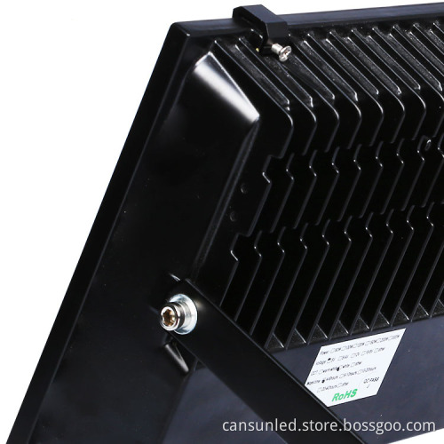 3 Years Warranty CE Certified Rechargeable 100W-300W Solar Panel Garden LED Flood Lights